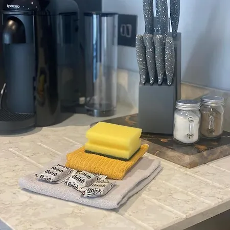 Ξενοδοχείο Icona - Stylish 2 Bed *