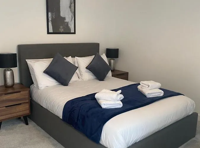 Icona - Stylish 2 Bed *