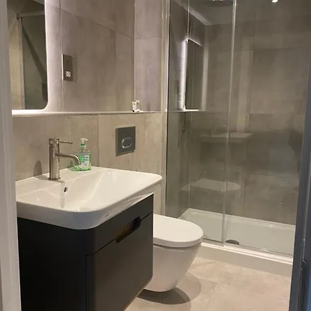 Szálloda Icona - Stylish 2 Bed York